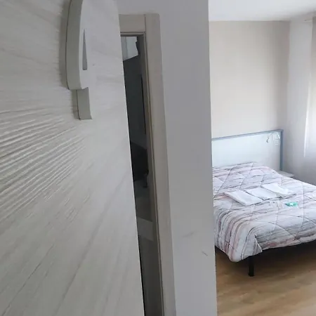 Vroom508 Guest house