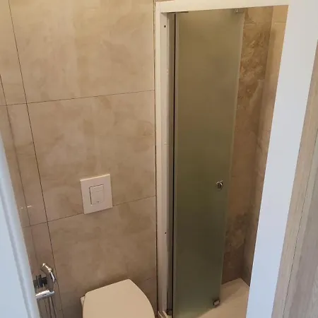 Vroom508 Guest house